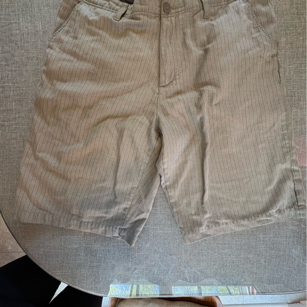 Quiksilver Gray with Black Pin-Striped Textured Casual Shorts